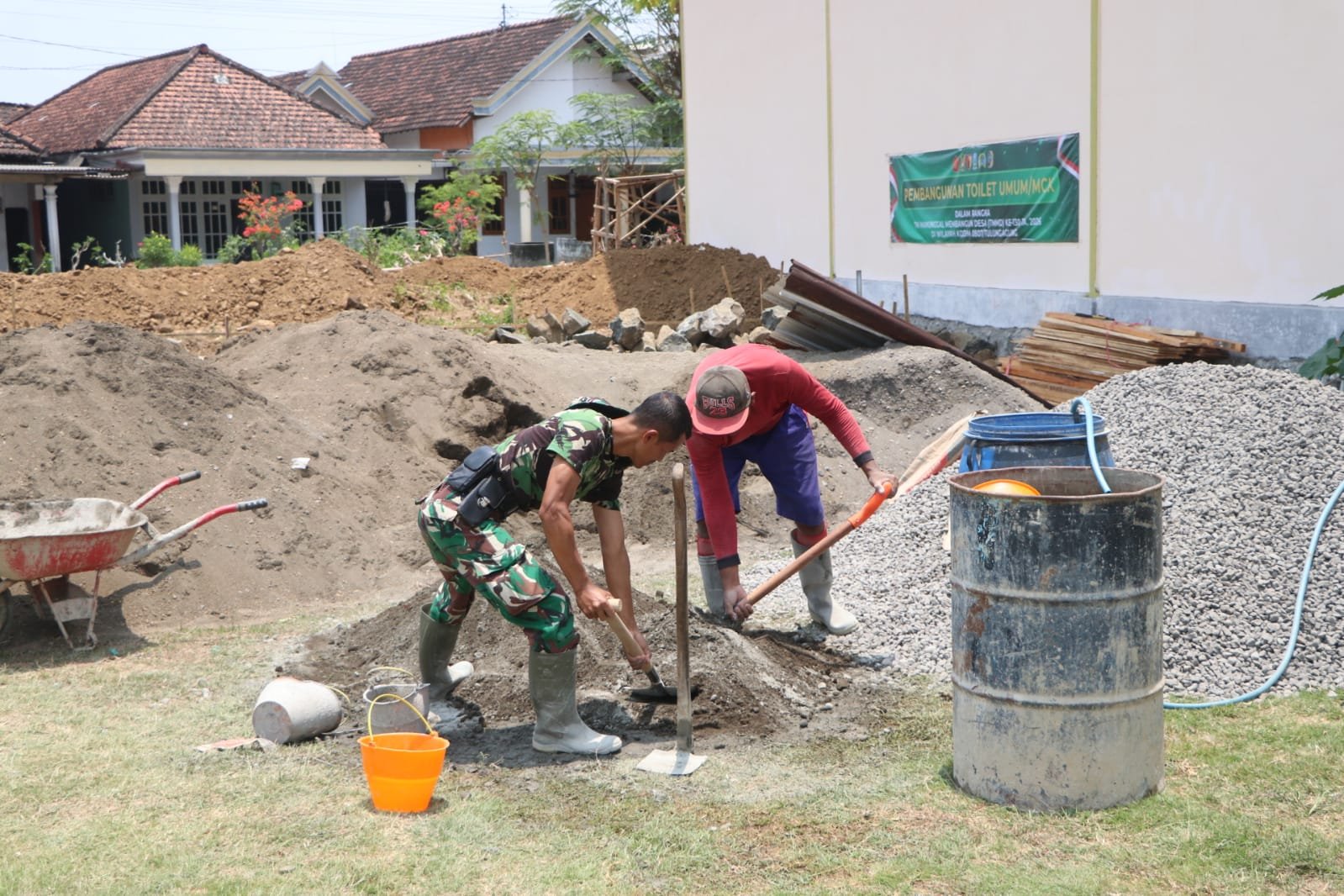 Warga Desa Pojok Dukung TMMD ke-130 Melalui Pembangunan Fasilitas Sanitasi Bersama