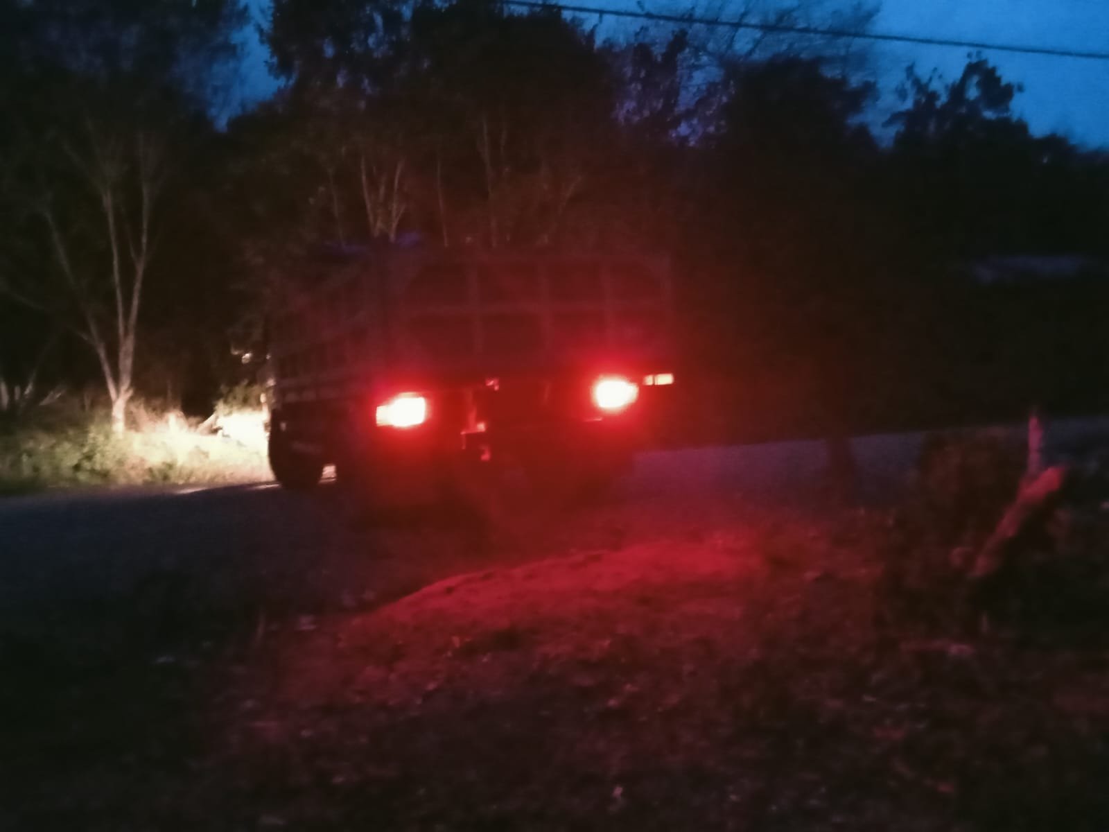 Satgas Kodim 1808 Terus Bergerak Siapkan Material di Yamboi Meski Malam