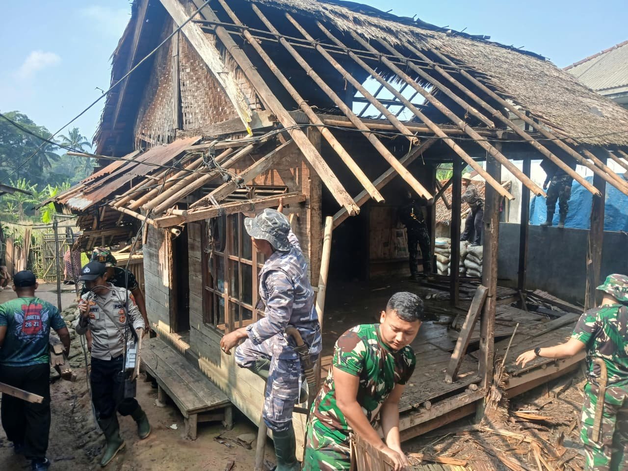 TMMD ke-130: Mewujudkan Hunian Aman dan Nyaman untuk Keluarga di Lebak