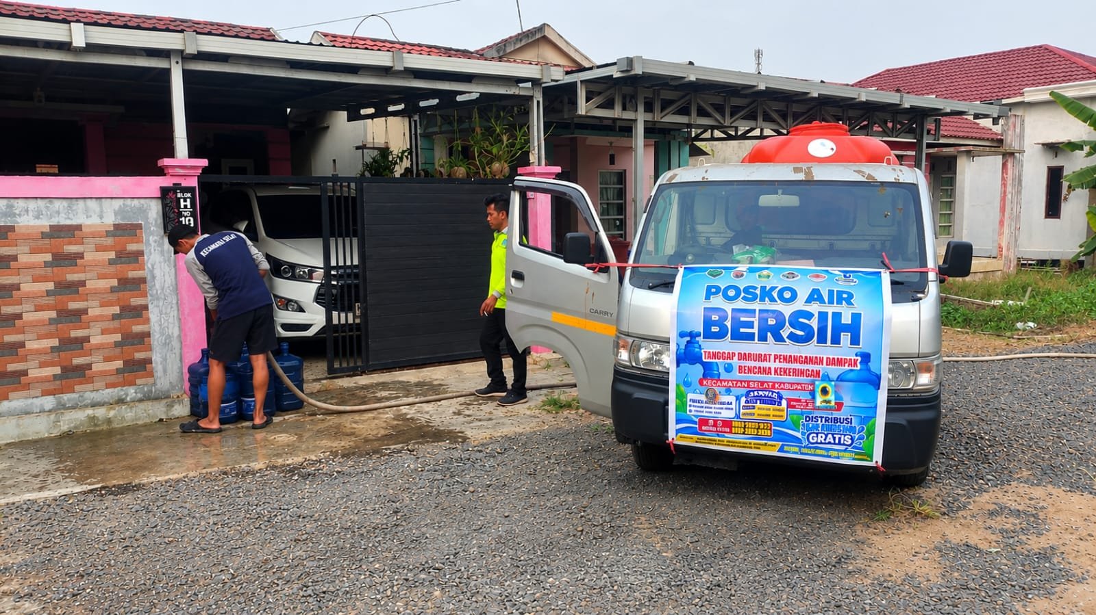 Kerjasama TNI dan Instansi Jajaran Selat untuk Salurkan Air Bersih