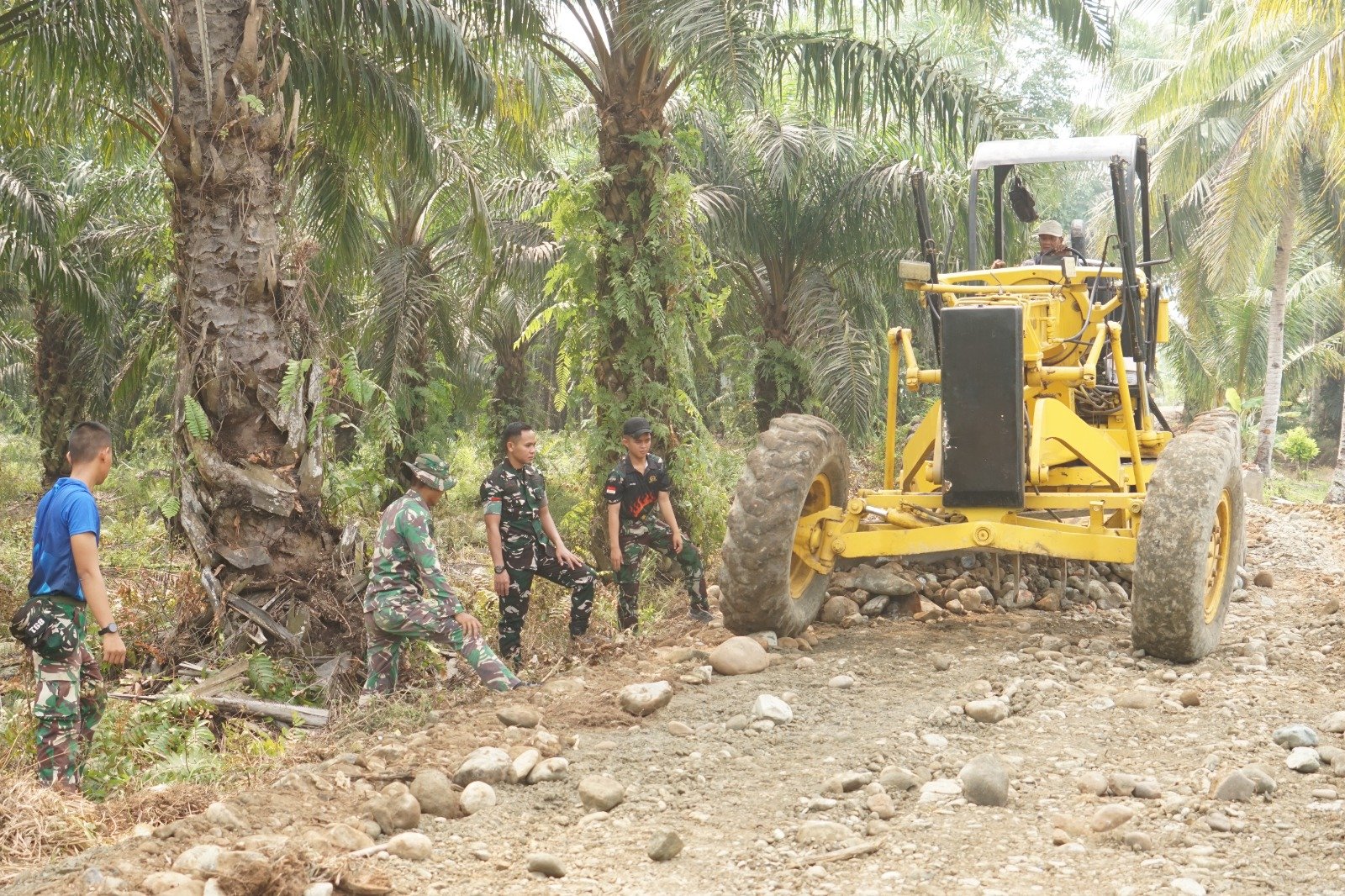 Ketersambungan Jalan TMMD ke-130: Satu Langkah Maju bagi Masyarakat Kandang Limun