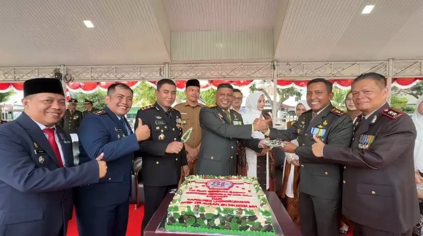 HUT ke-81 TNI: Dandim Aceh Utara Bergandeng Tangan dengan Danrem 011