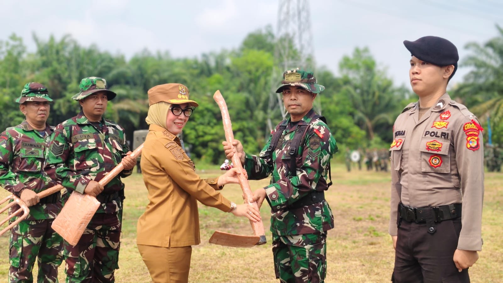 Kampung Gunung Sangkaran jadi simbol kebangkitan pembangunan bersama TNI dan Pemda