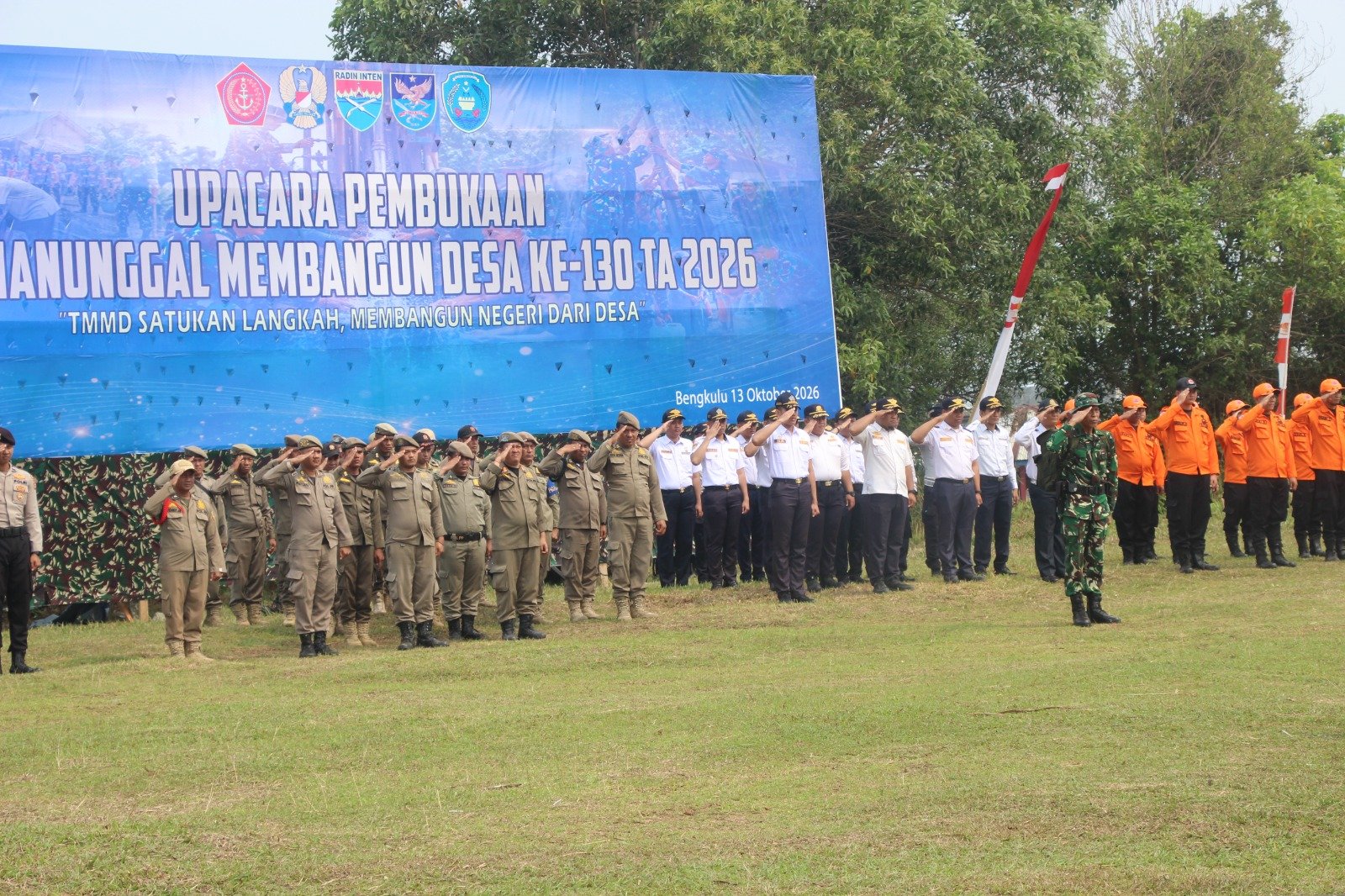 Upacara Pembukaan TMMD 130 oleh Pemkot dan TNI di Kandang Limun