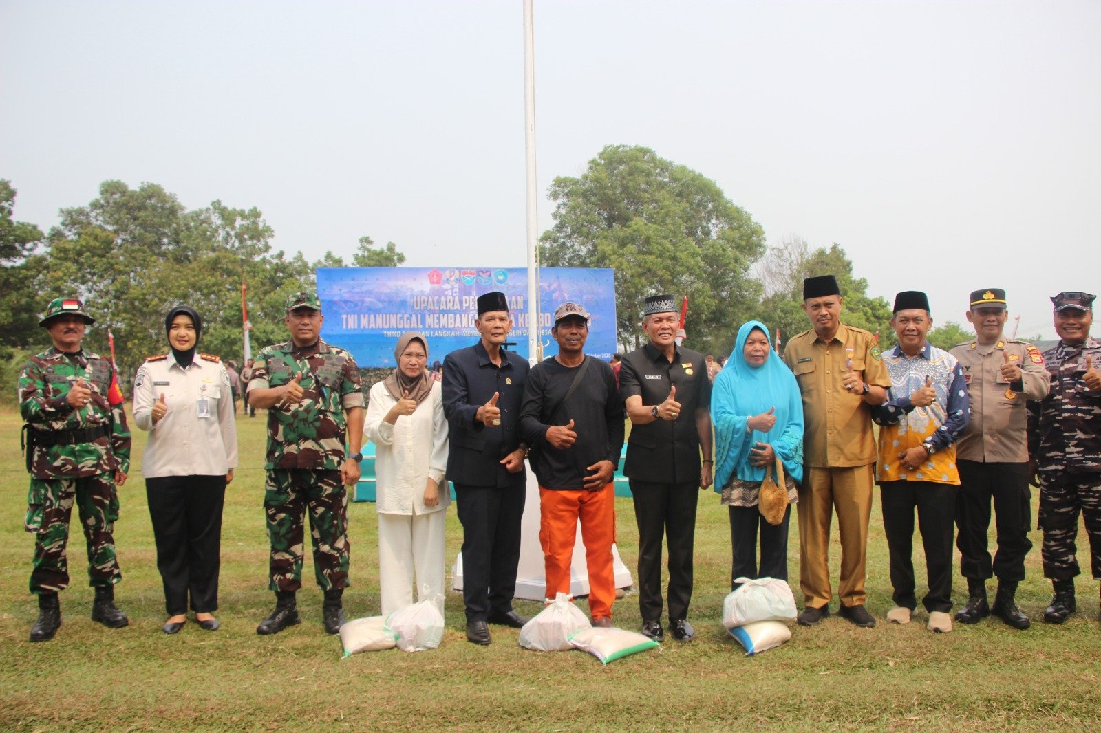 TMMD ke-130: TNI Berikan Bantuan Sosial untuk Masyarakat Kandang Limun
